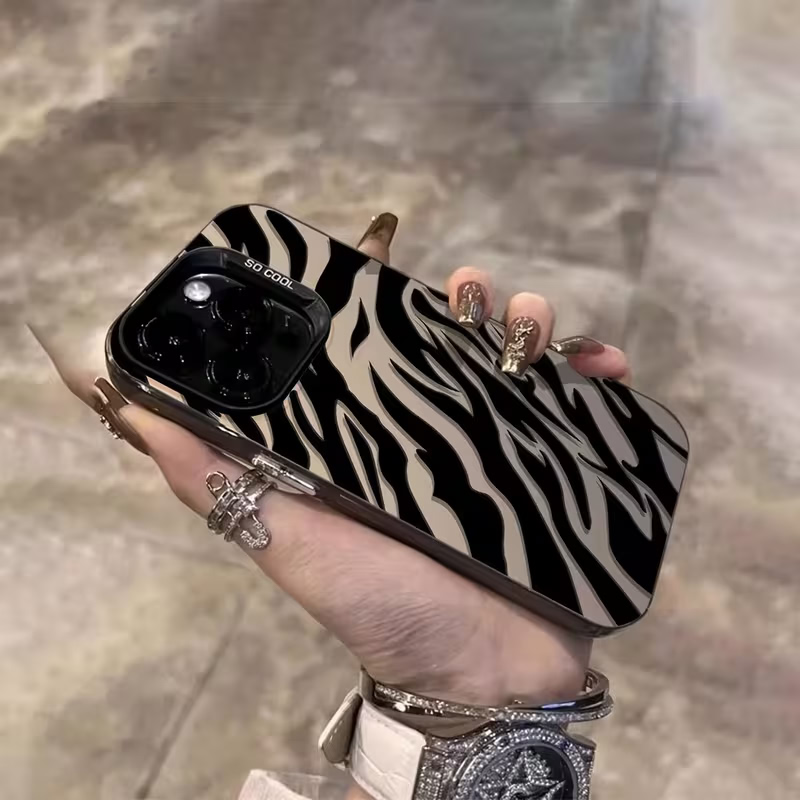 ゼブラ柄ブラックアドバンスドIMD耐衝撃カバー iPhone - Apple Iphone 16 のレビューと価格